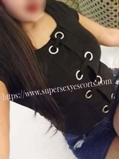 Chandigarh Call Girl - Isika